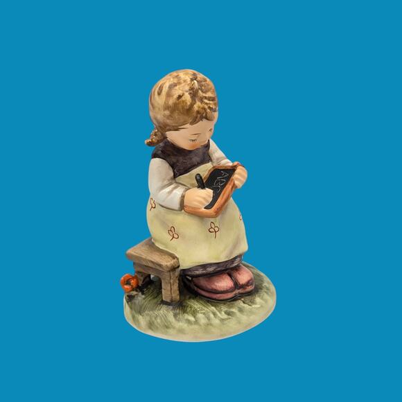 Busy Student #367 Hummel 4.25"T Vintage Goebel West Germany Girl Figurine TMK-6